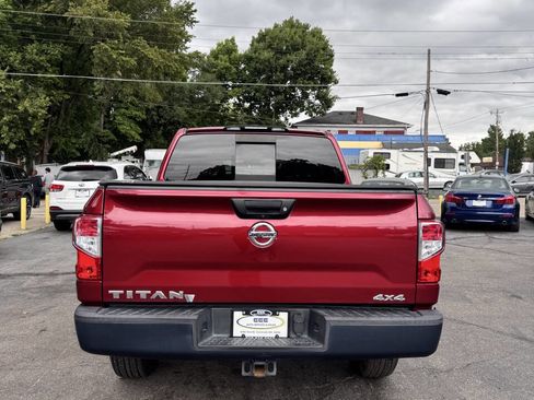 Used 2019 Nissan Titan S w/ S Utility Package image 7