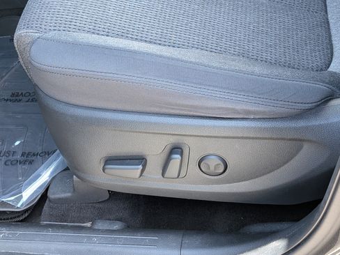 Used 2021 Hyundai Santa Fe SEL w/ Convenience Package FWD image 22