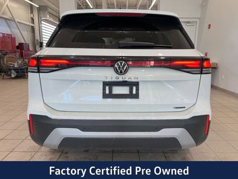Used 2025 Volkswagen Tiguan S AWD/4WD image 8