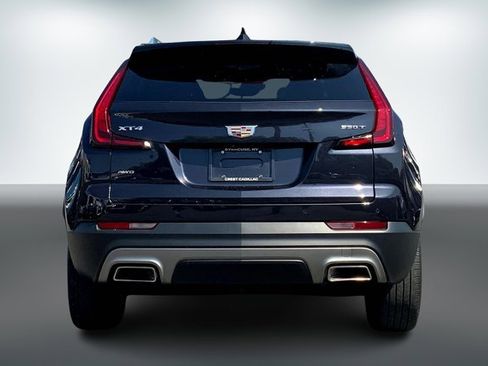 Used 2022 Cadillac XT4 Premium Luxury w/ Enhanced Visibility Package image 3