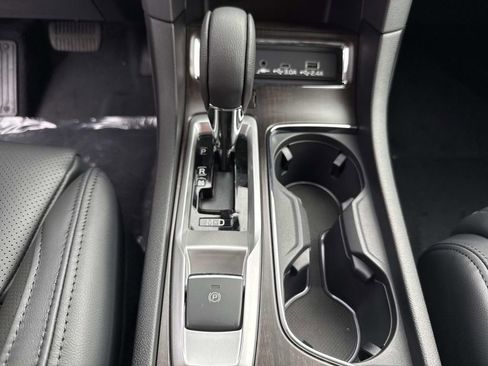 New 2026 Subaru Ascent Touring AWD/4WD image 36