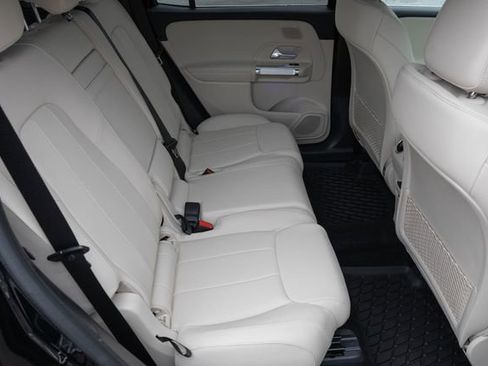 New 2026 Mercedes-Benz GLB 250 4MATIC image 19