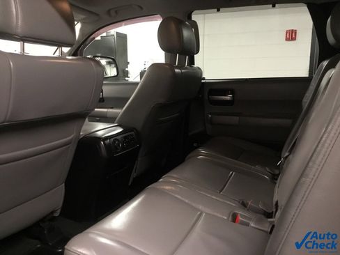 Used 2016 Toyota Sequoia Limited image 40