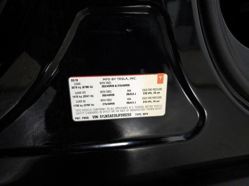 Used 2018 Tesla Model X 75D image 30