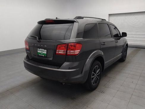 Used 2018 Dodge Journey SE w/ Connectivity Group FWD image 9