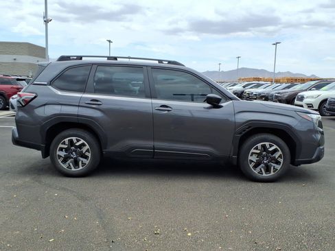 Certified 2026 Subaru Forester w/ Base/Premium Package AWD/4WD image 8