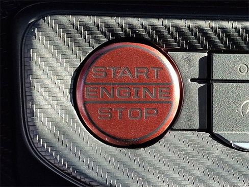 Used 2025 Ford Mustang Coupe image 22