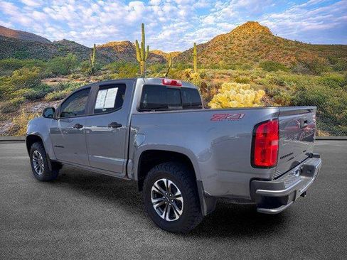 Used 2021 Chevrolet Colorado Z71 AWD/4WD image 7