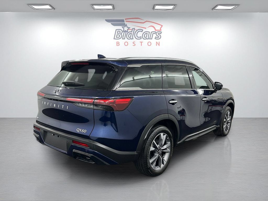 Used 2024 INFINITI QX60 Luxe AWD/4WD image 4
