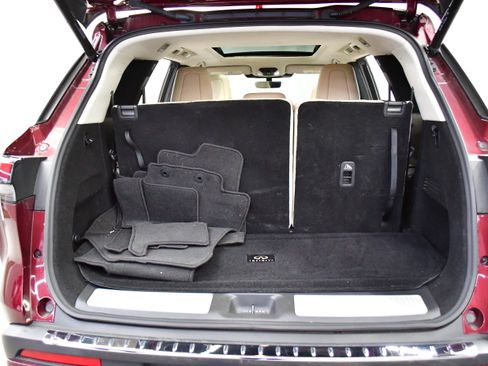 Used 2023 INFINITI QX60 Luxe w/ Cargo Package image 8
