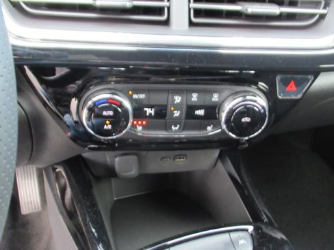 New 2026 Chevrolet Trax RS w/ Driver Confidence Package image 26