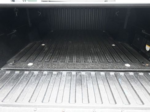 Used 2022 Toyota Tacoma TRD Off-Road w/ Technology Package image 19