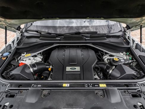 Used 2023 Land Rover Range Rover SE AWD/4WD image 48