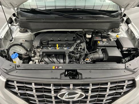 Used 2025 Hyundai Venue SEL FWD image 60