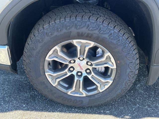New 2026 GMC Sierra 1500 SLE w/ X31 Off-Road Package AWD/4WD image 12