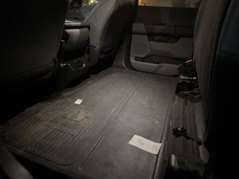 Used 2024 Ford F250 XL w/ XL Chrome Package image 7