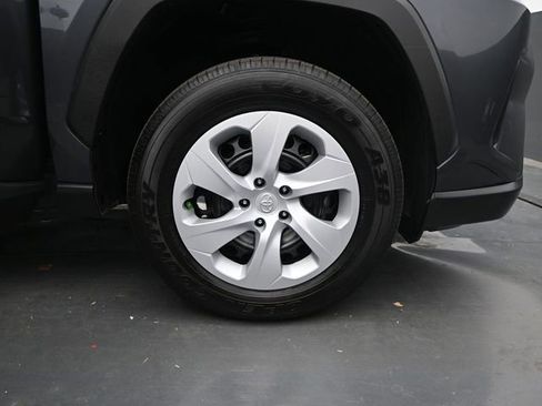 Used 2025 Toyota RAV4 LE image 17