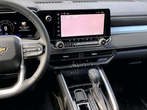 Certified 2025 Chevrolet Colorado LT image 6