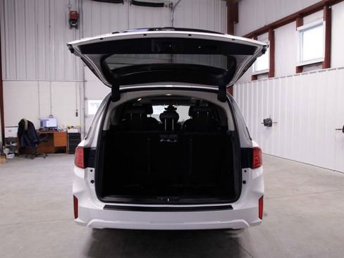 Certified 2025 Honda Odyssey EX-L image 24