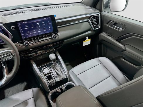 New 2026 GMC Canyon Elevation w/ Convenience Package image 24