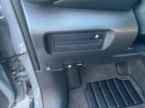 Used 2021 Nissan Kicks SR w/ SR Premium Package image 22