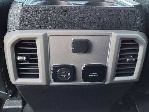 Used 2021 Ford F350 Lariat image 17