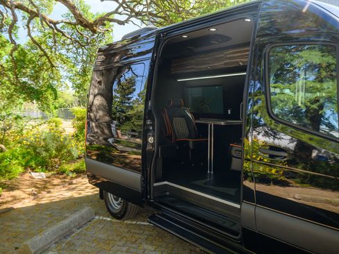 Used 2020 Mercedes-Benz Sprinter 1500 image 17