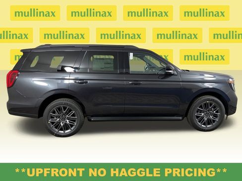 New 2026 Ford Expedition Platinum w/ Stealth Appearance Package image 2