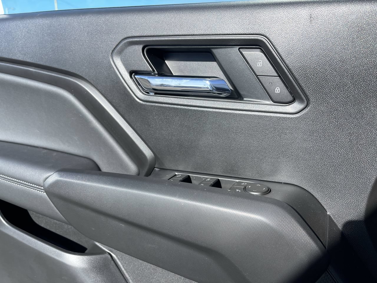 New 2026 GMC Canyon Elevation w/ Convenience Package RWD image 23