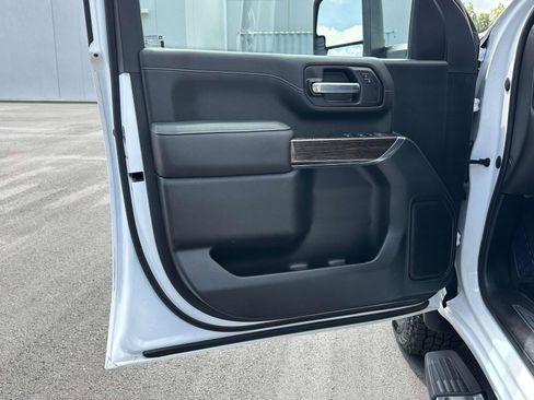 Used 2023 GMC Sierra 2500 SLE AWD/4WD image 5
