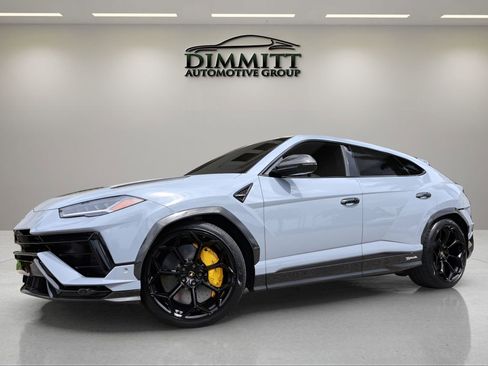 Used 2024 Lamborghini Urus Performante AWD/4WD image 1