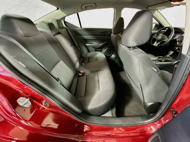 Used 2025 Nissan Altima 2.5 SV FWD image 25
