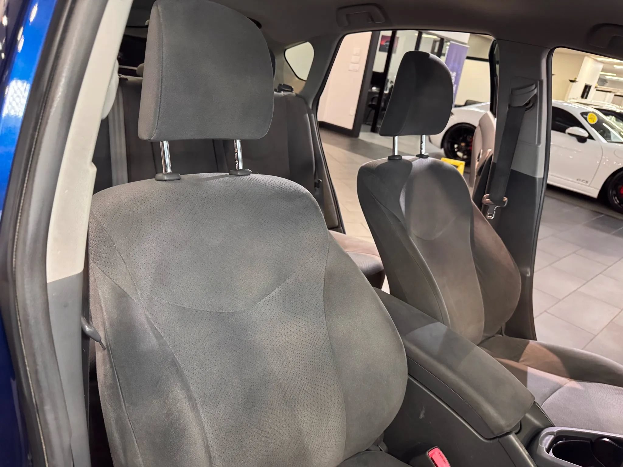 Used 2010 Toyota Prius Three w/ Navigation Pkg FWD image 12