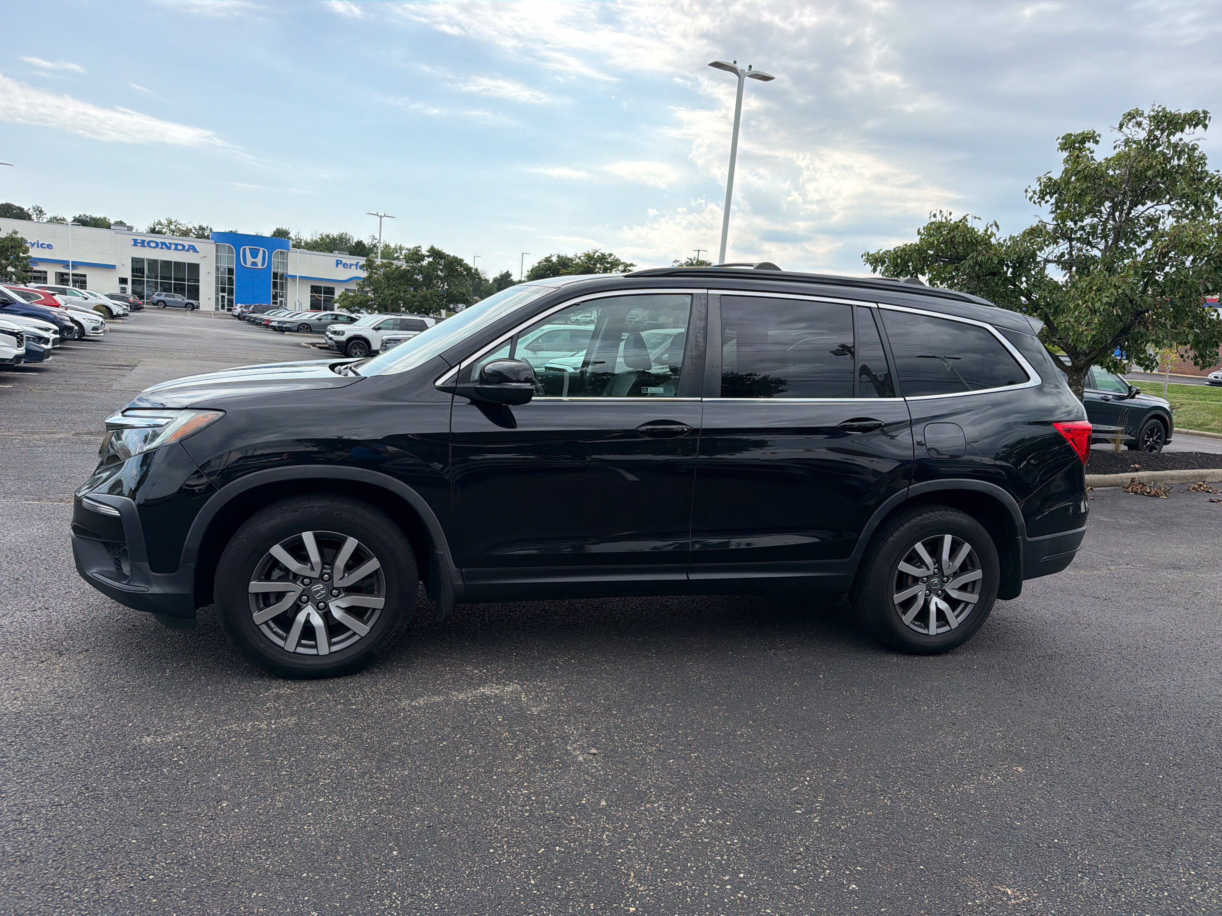 Used 2020 Honda Pilot EX-L image 2