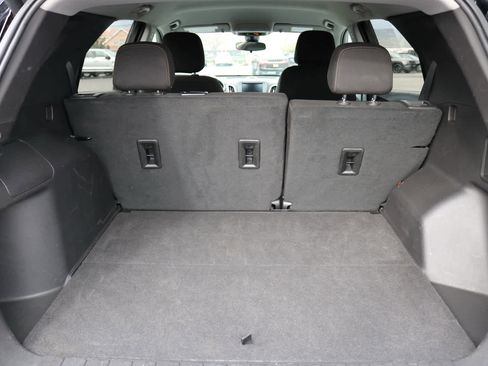 Used 2024 Chevrolet Equinox LT image 11