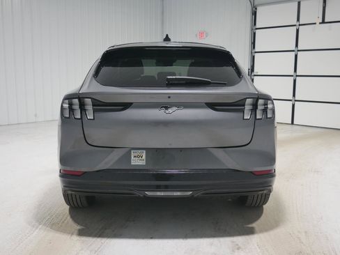 Used 2021 Ford Mustang Mach-E Premium image 6