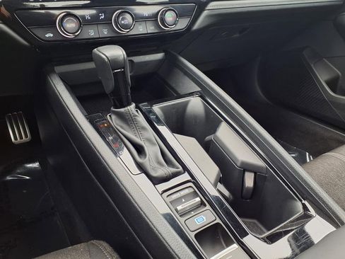 Used 2024 Honda Accord Sport image 12