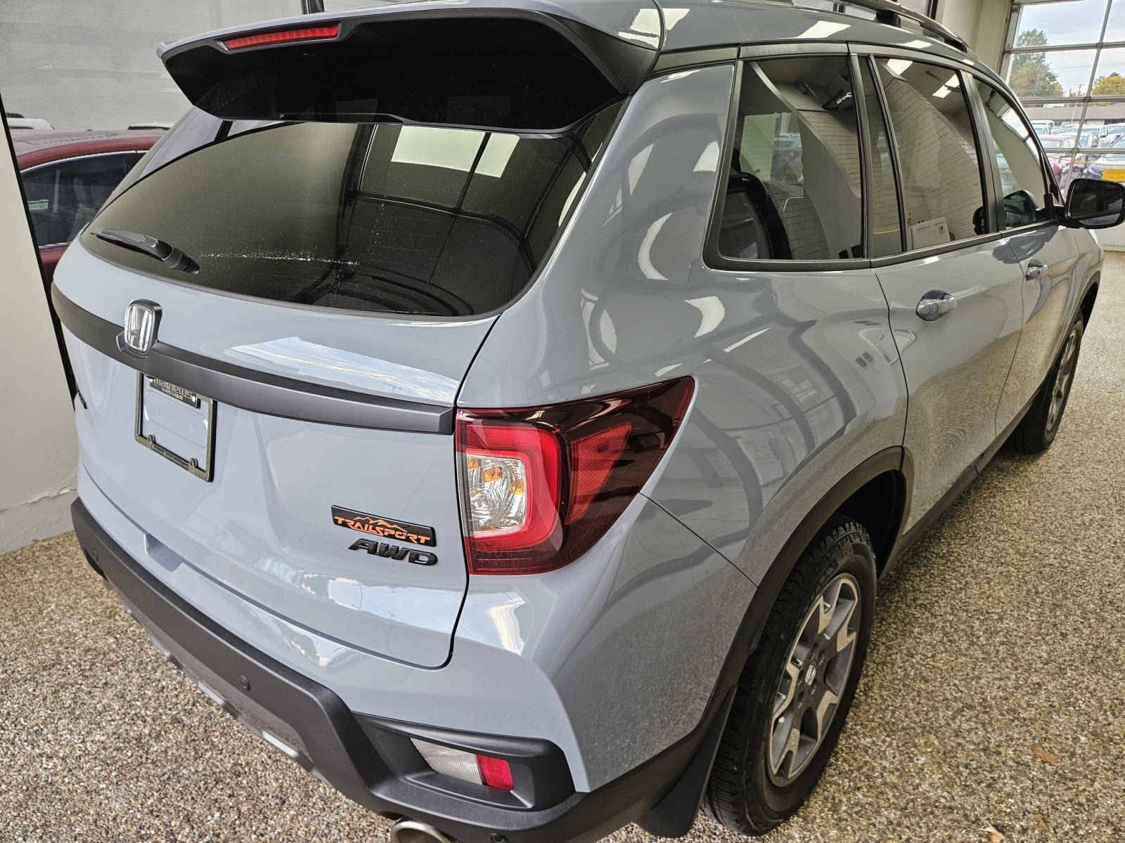 Used 2023 Honda Passport TrailSport image 2