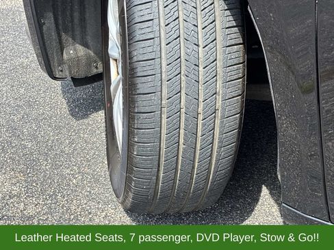 Used 2017 Chrysler Pacifica Touring-L FWD image 22