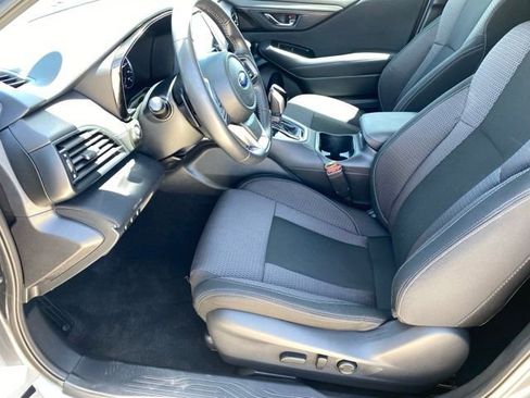 Used 2024 Subaru Outback Premium AWD/4WD image 10