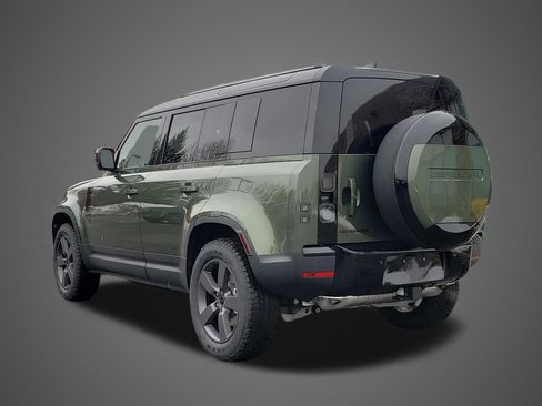 New 2026 Land Rover Defender 110 S image 8