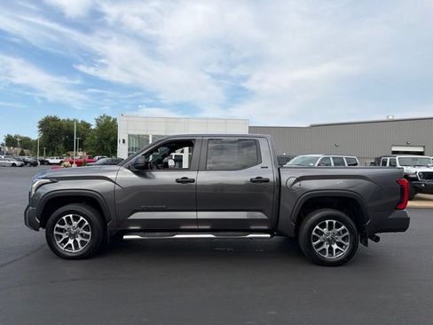 Certified 2025 Toyota Tundra SR5 AWD/4WD image 4