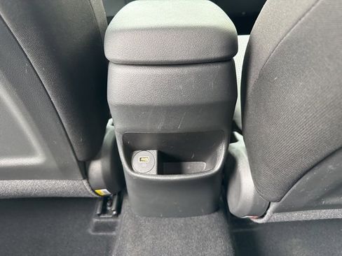 Used 2023 Hyundai Kona SE image 21