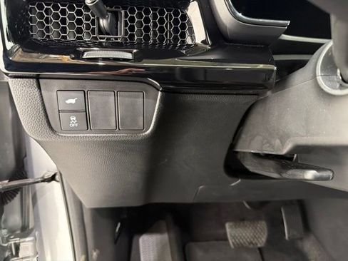 Used 2024 Honda CR-V EX-L image 11