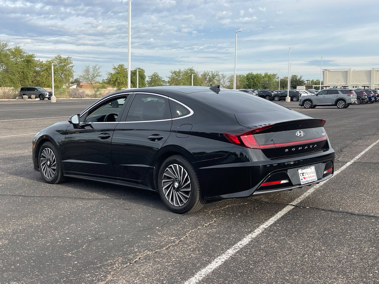Used 2023 Hyundai Sonata SEL w/ Cargo Package FWD image 4