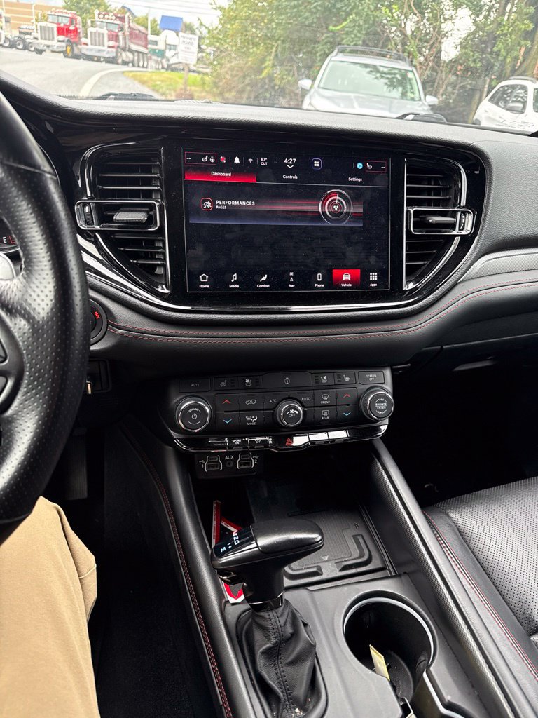 Used 2023 Dodge Durango R/T w/ Blacktop Package AWD/4WD image 12