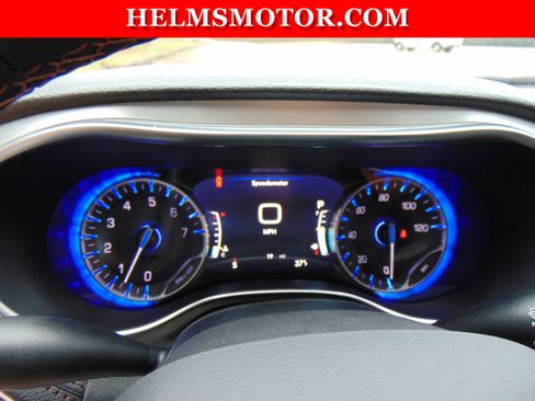 New 2026 Chrysler Pacifica Pinnacle image 25