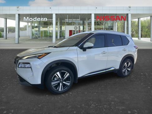 Certified 2021 Nissan Rogue SL w/ Premium Package FWD image 1