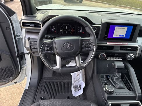 New 2026 Toyota 4Runner SR5 image 18