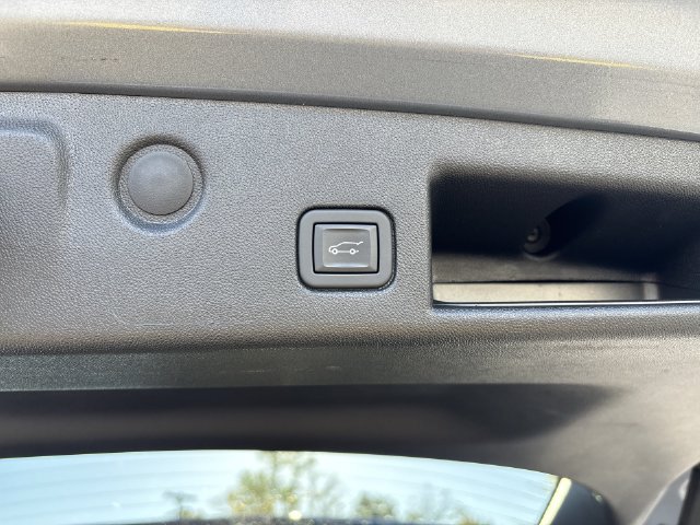 Certified 2024 Chevrolet Equinox LT FWD image 16